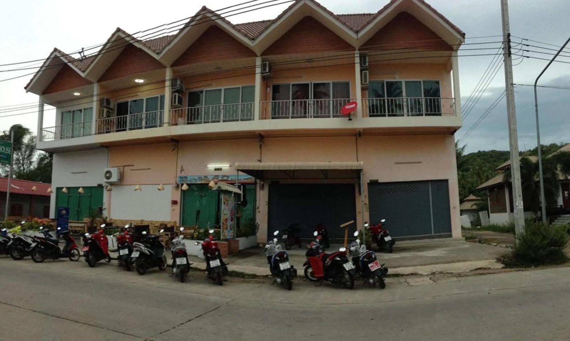 The Nomad House Hotel Ko Pha Ngan Exterior photo